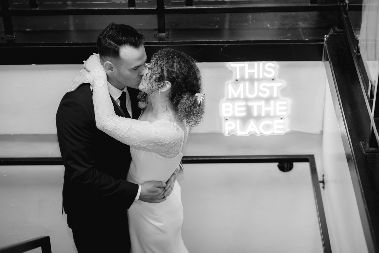 D&P–424 – bw Large